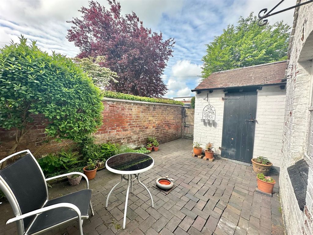 Additional image 19 of 4 bed flat for saleWellington Road, Nantwich, Cheshire CW5