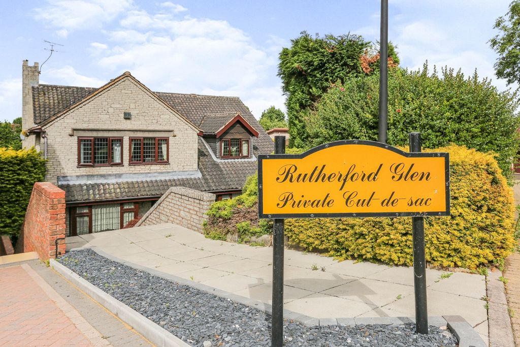 Additional image 21 of 5 bed detached house for saleRutherford Glen, Whitestone, Nuneaton CV11