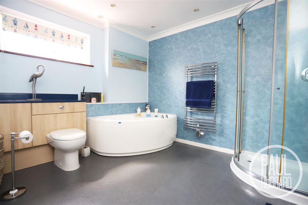 Additional image 23 of 6 bed detached house for saleBroadview Road, Oulton Broad NR32