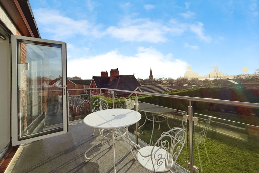 Additional image 21 of 5 bed detached house for saleReading Room Yard, North Ferriby HU14