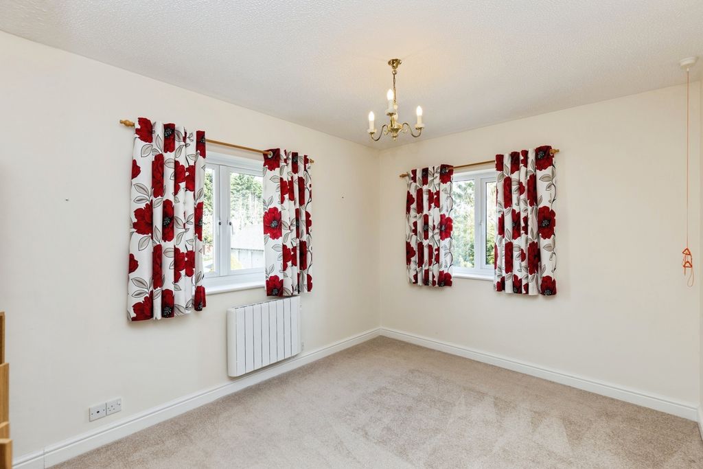 Additional image 5 of 2 bed flat for salePegasus Court, Gloucestershire GL54