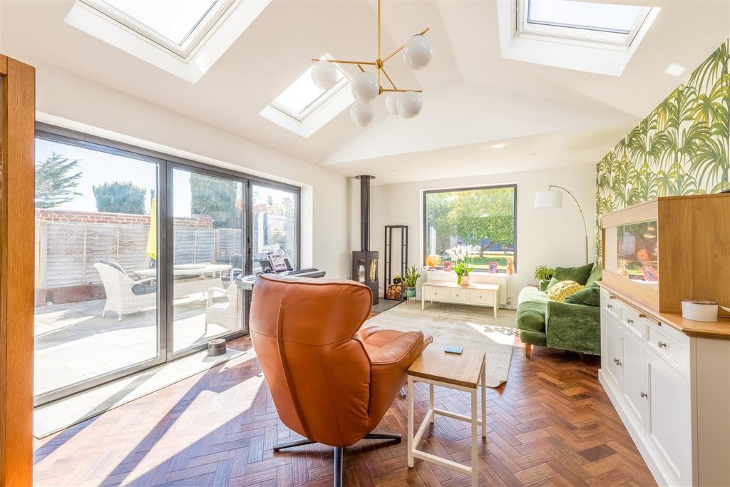 Additional image 2 of 5 bed detached house for saleGrinstead Lane, Lancing BN15