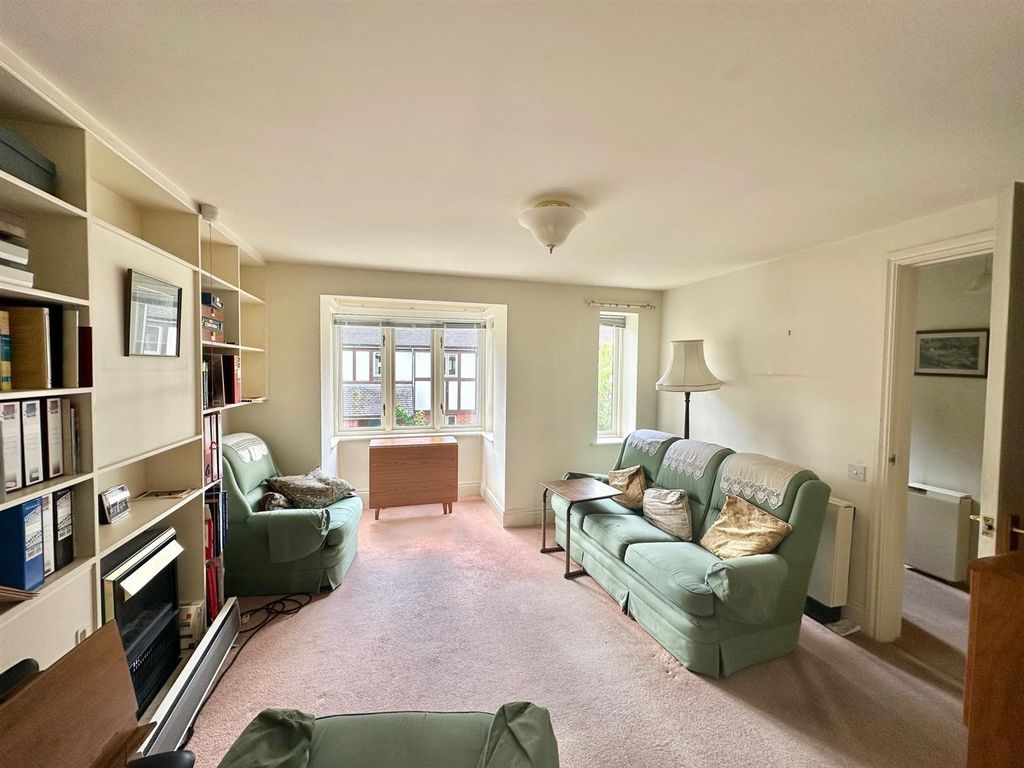 Additional image 10 of 2 bed flat for sale23 Richmond Village, Nantwich, Cheshire CW5
