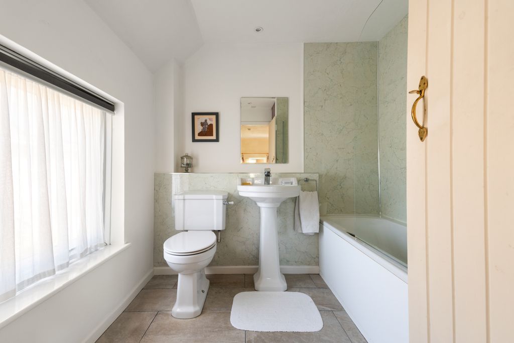 Additional image 13 of 5 bed detached house for saleThe Common, Broughton Gifford, Wiltshire SN12