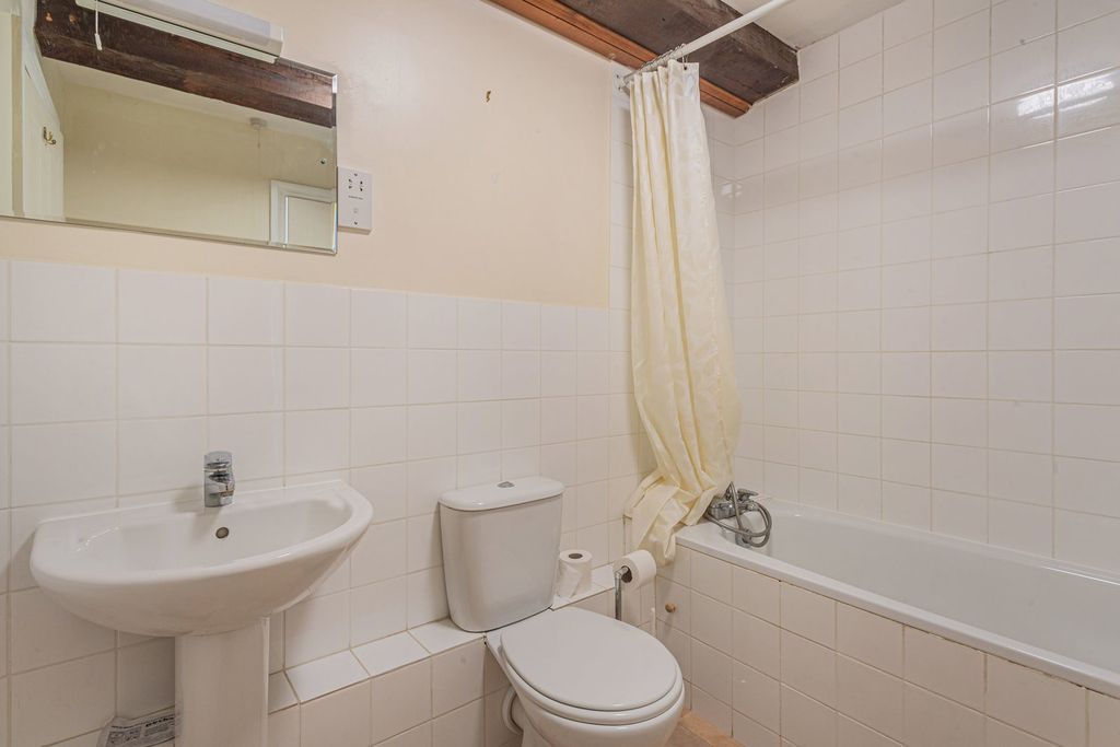 Additional image 6 of 3 bed maisonette for saleHampton Street, Tetbury GL8