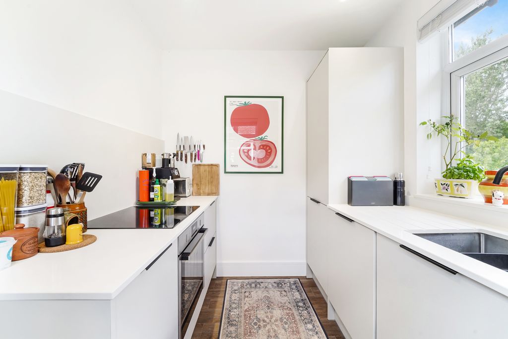 Additional image 6 of 2 bed maisonette for salePark View, Wandle Road, Morden SM4
