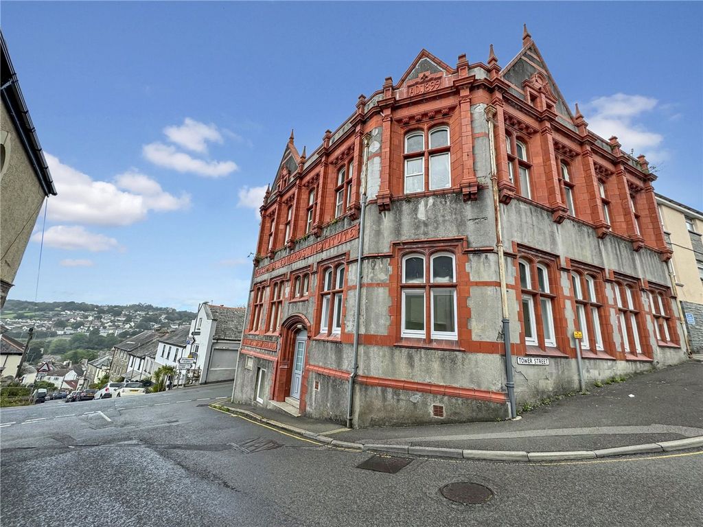 2 bed flat for saleTower Street, Launceston PL15
