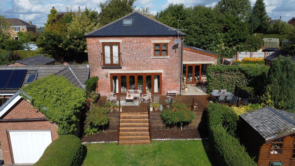 5 bed detached house for saleThe Square, Walton-Le-Dale, Preston PR5