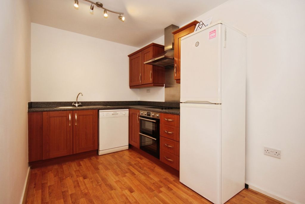 Additional image 3 of 2 bed flat for saleRegent Street, Leamington Spa, Warwickshire CV32