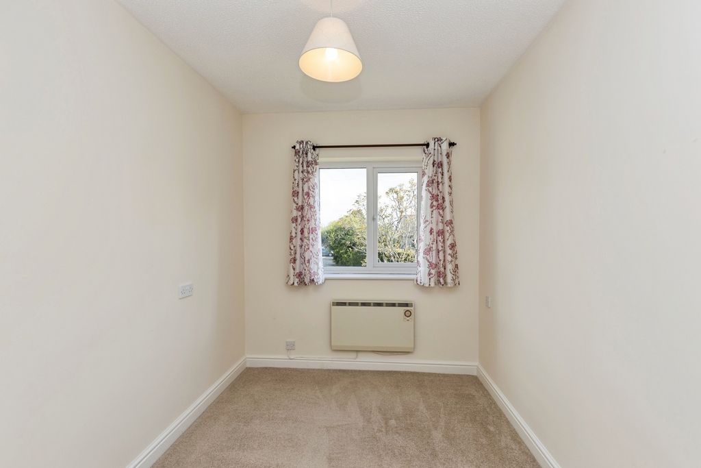 Additional image 6 of 2 bed flat for salePegasus Court, Gloucestershire GL54
