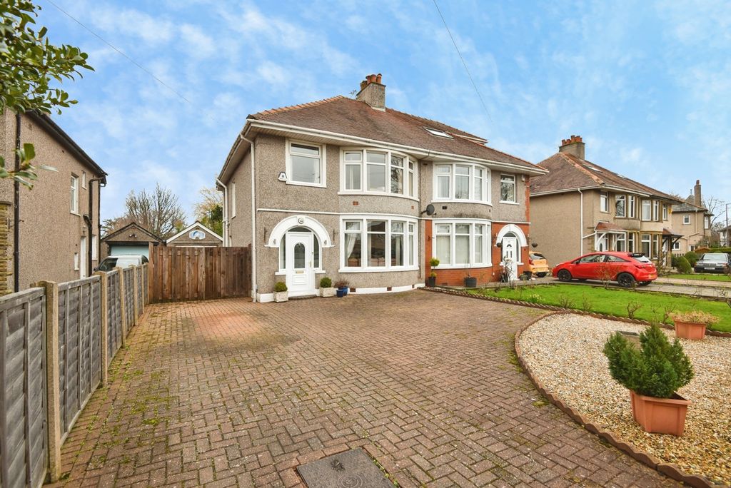 3 bed semi-detached house for saleBroadway, Morecambe, Lancashire LA4
