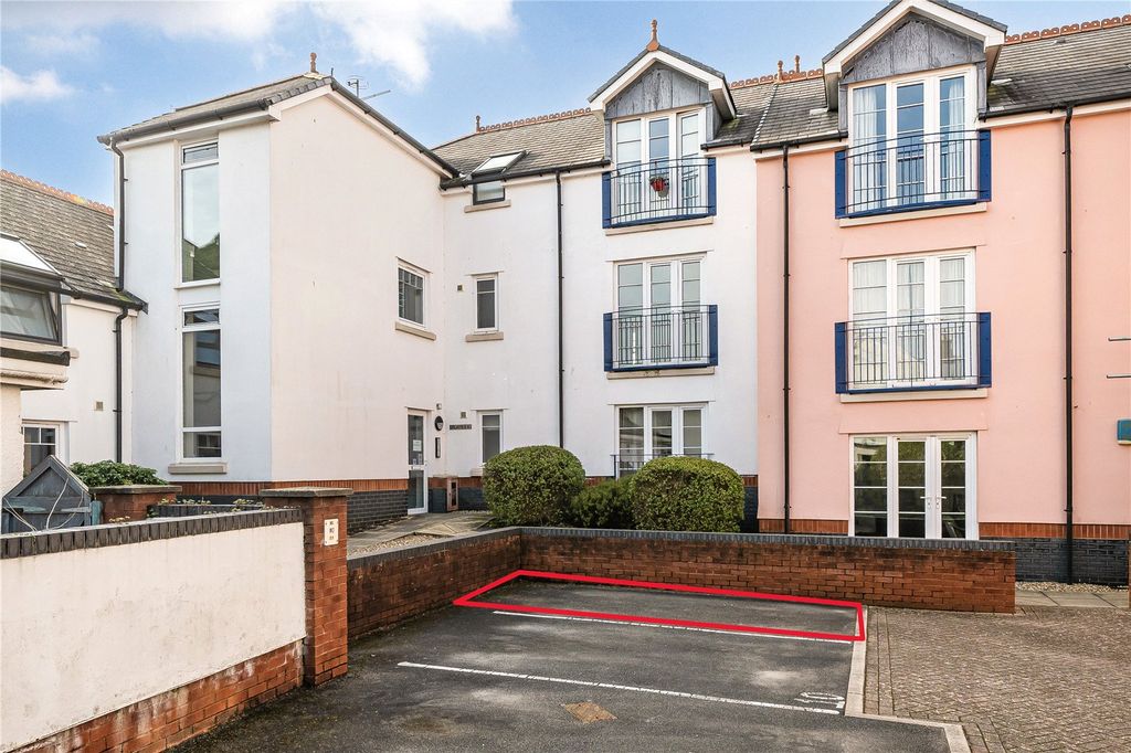 2 bed flat for saleWoolbrook Road, Sidmouth, Devon EX10 photo 5
