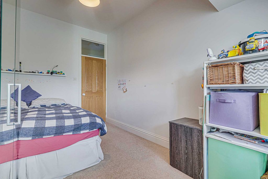 Additional image 16 of 3 bed detached house for saleFernleigh Drive, Leigh-On-Sea SS9