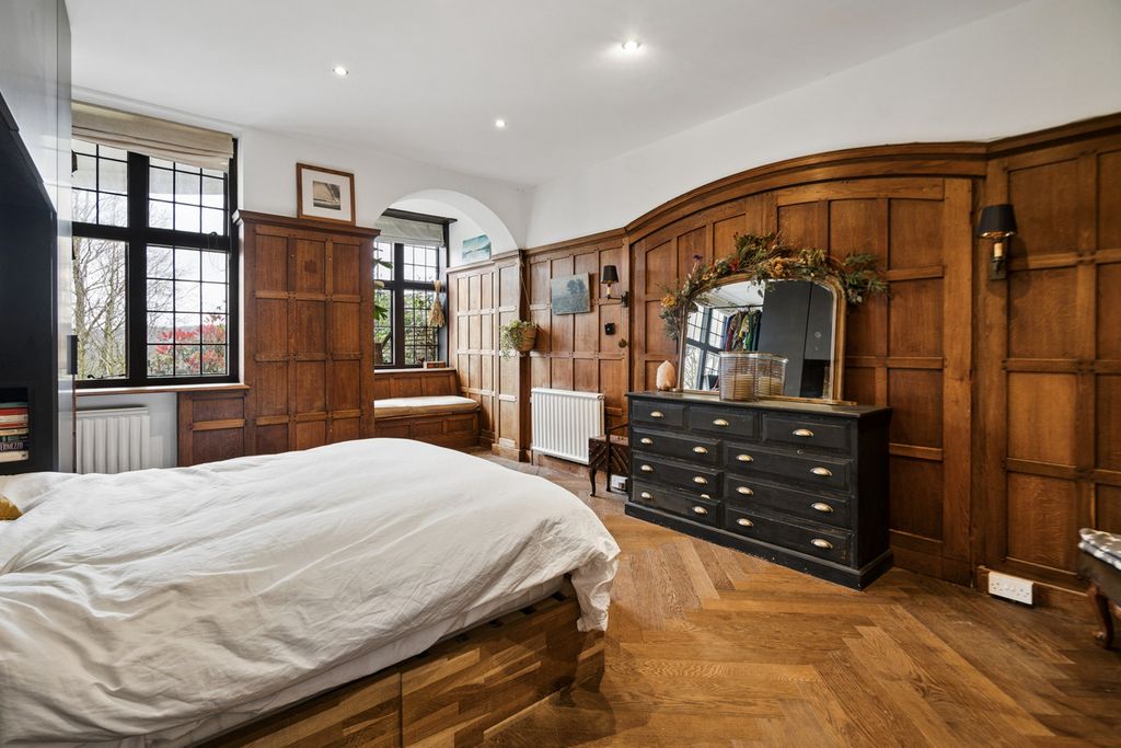 Additional image 9 of 3 bed flat for saleHighfields, Marlow SL7