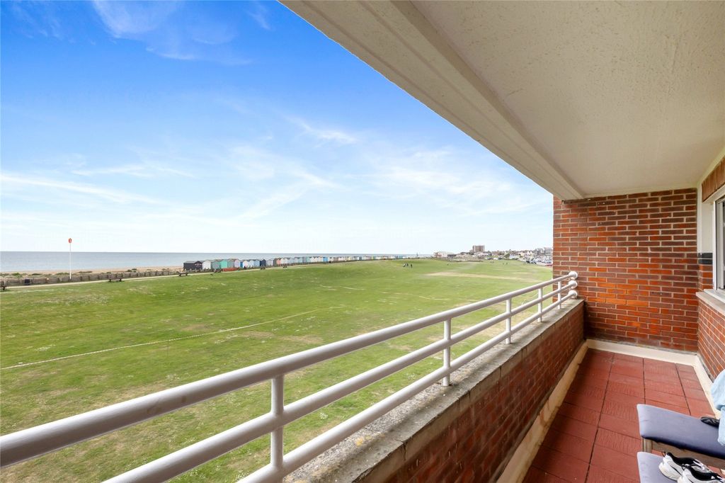 Additional image 6 of 2 bed flat for saleMarlin Court, 32 Brighton Road, Lancing, West Sussex BN15