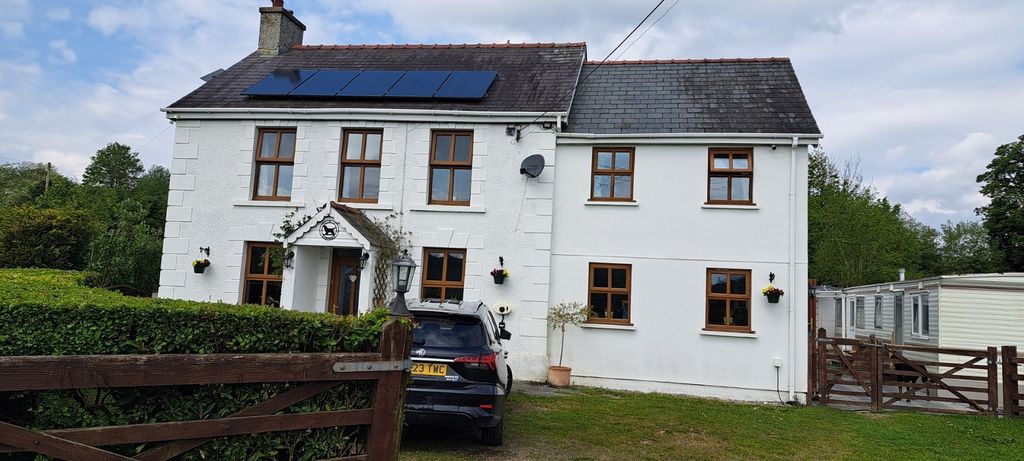 4 bed farm for saleLlansawel, Llandeilo, Carmarthenshire. SA19