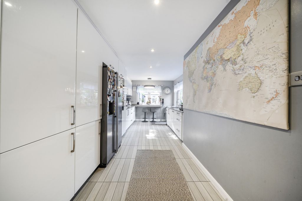 Additional image 16 of 6 bed semi-detached house for saleLaughton Road, Northolt UB5