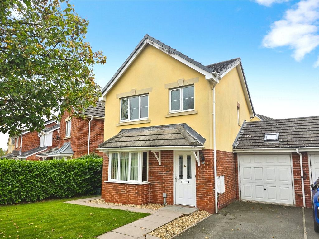 3 bed detached house for saleParc Hafod, Llanymynech, Shropshire SY22