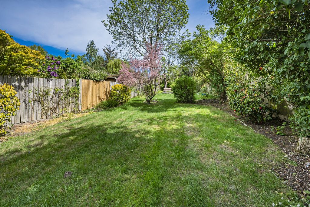 Additional image 18 of 6 bed semi-detached house for salePresburg Road, New Malden KT3