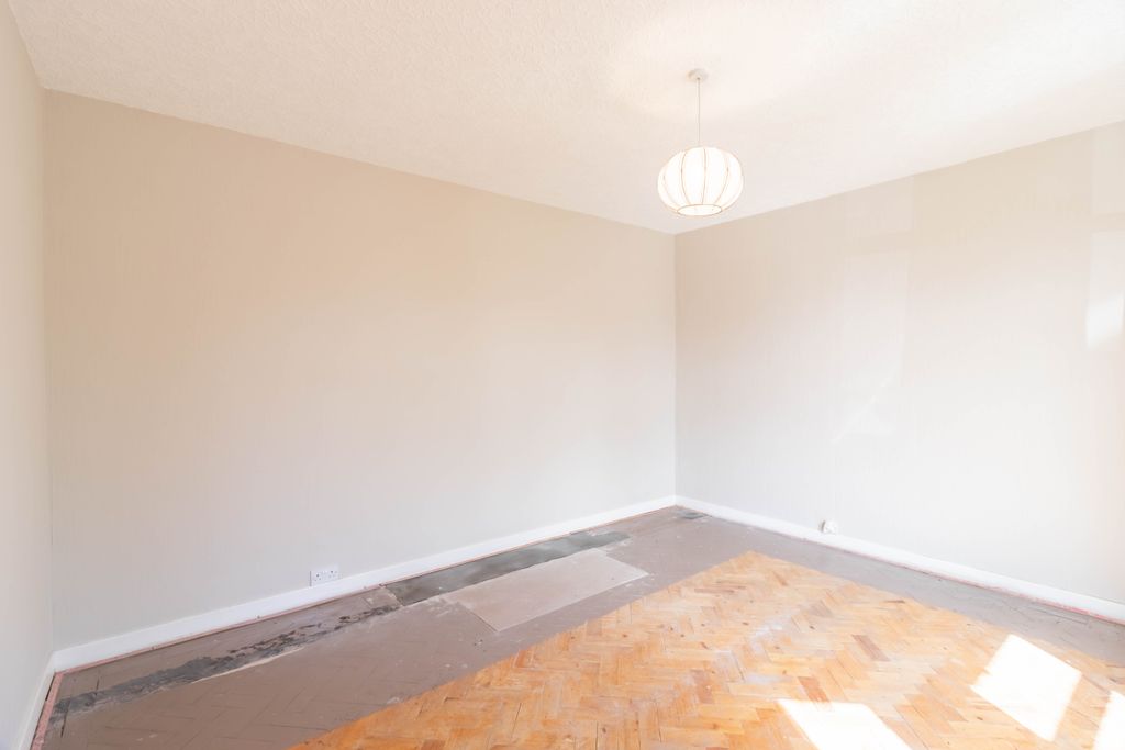 Additional image 12 of 4 bed detached house for saleCaird Avenue, Montrose DD10