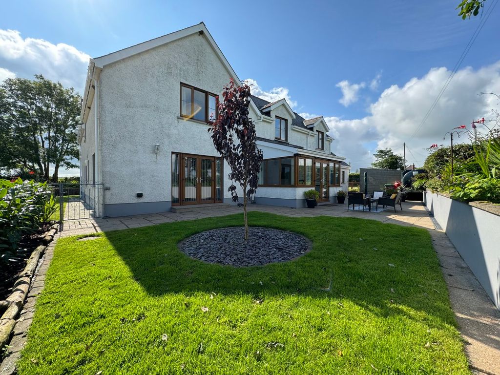 Additional image 2 of 5 bed detached house for saleLlwyndrain, Llanfyrnach SA35