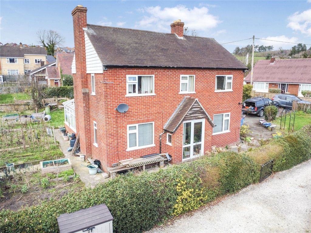 3 bed detached house for saleGarden Lane, Newtown, Powys SY16