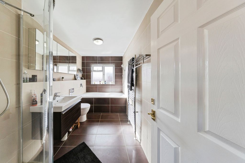Additional image 20 of 5 bed detached house for saleCastle Meadow Close, Newport Pagnell MK16