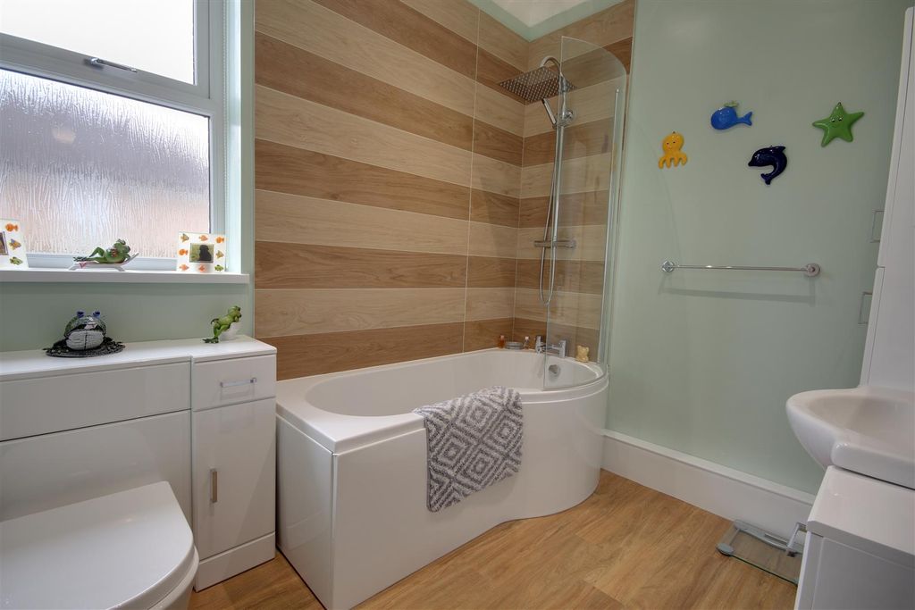 Additional image 17 of 3 bed detached bungalow for saleHumber Road, North Ferriby HU14