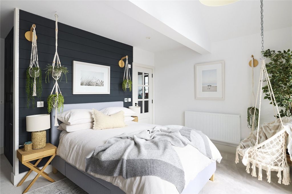 Additional image 13 of 5 bed detached house for saleElms Avenue, Poole, Dorset BH14