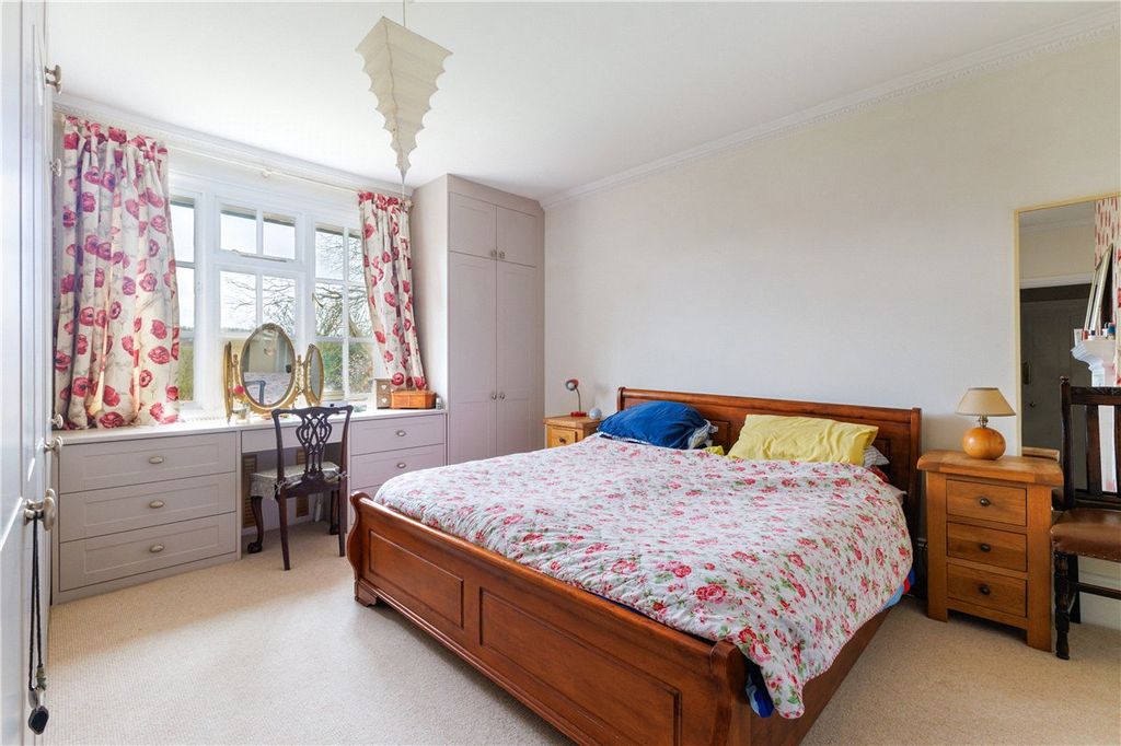 Additional image 15 of 5 bed detached house for saleBath Road, Marlborough, Wiltshire SN8