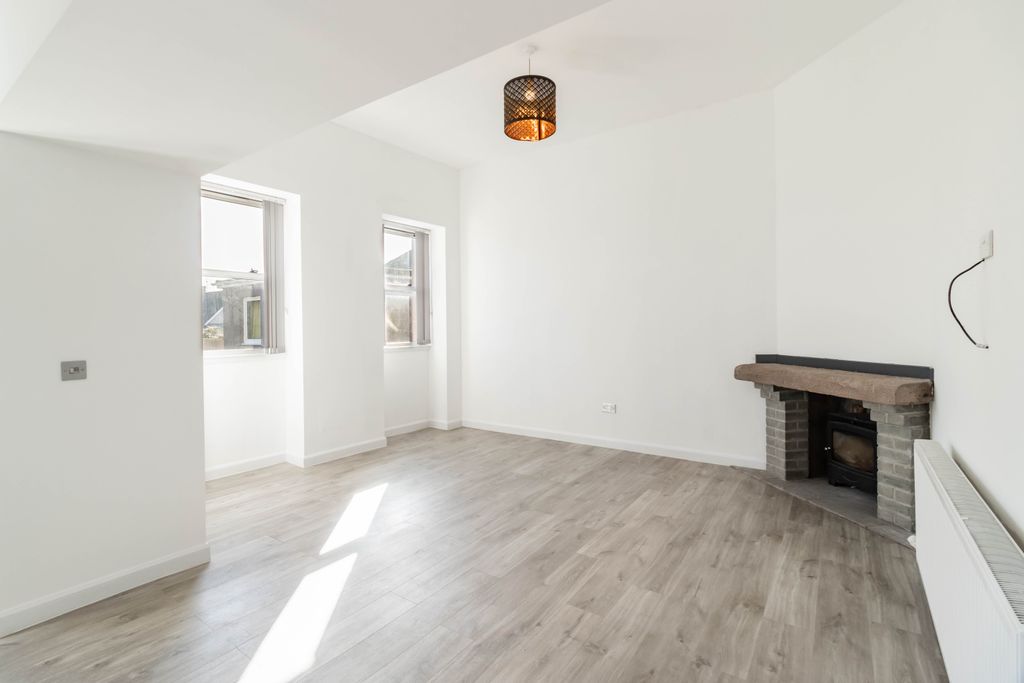 Additional image 4 of 3 bed semi-detached house for saleRosehill Road, Montrose DD10