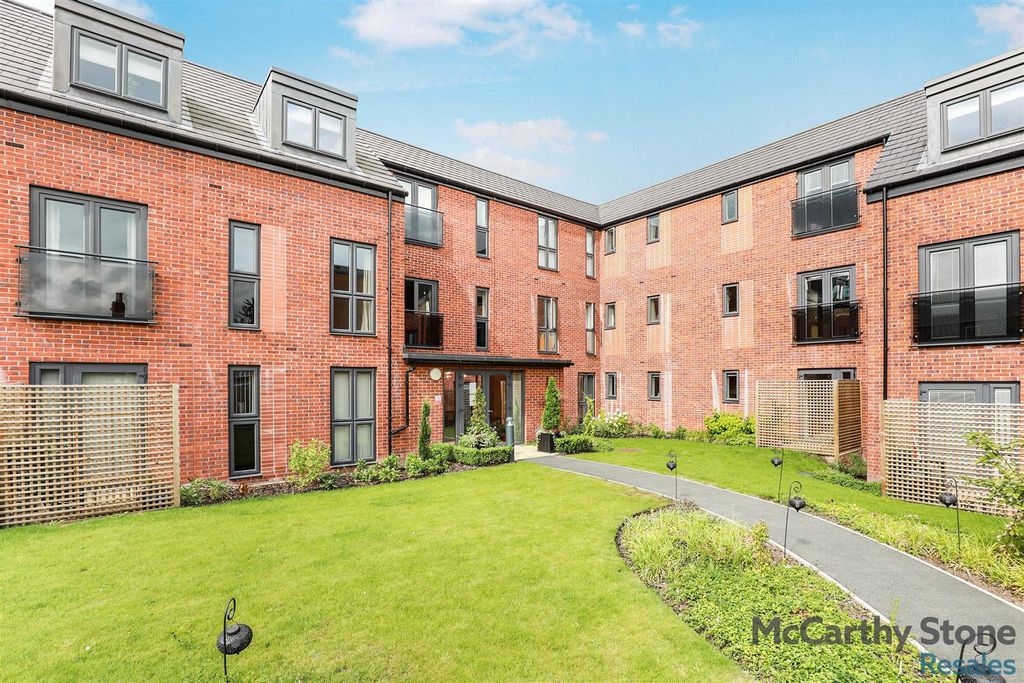 1 bed flat for sale15 Roman Court, 63 Wheelock Street, Middlewich CW10