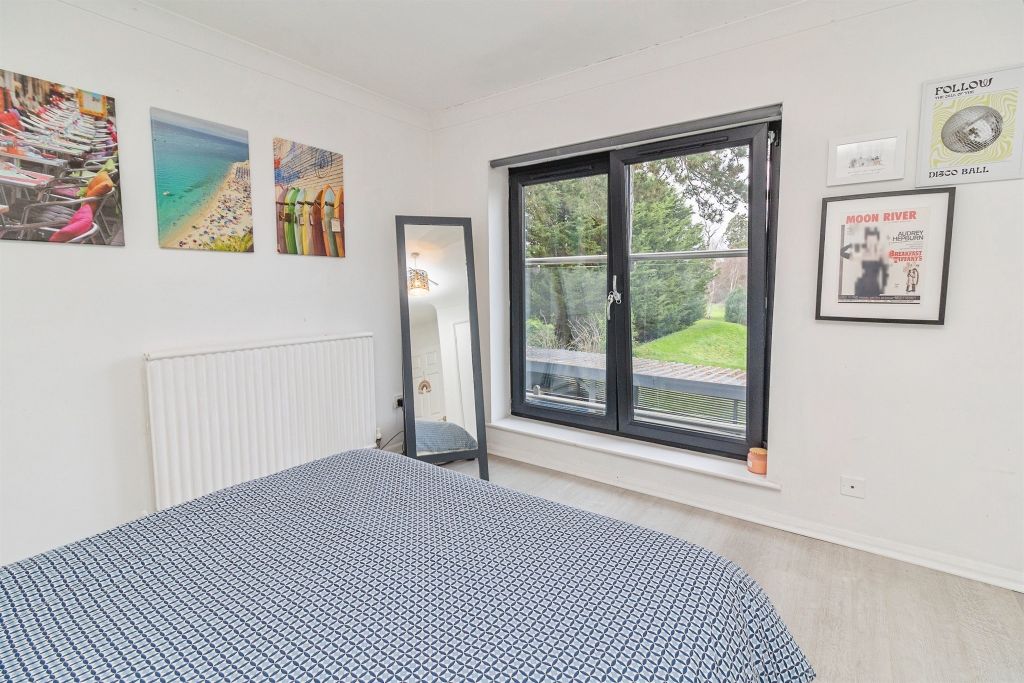 Additional image 18 of 5 bed detached house for saleCastle Meadow Close, Newport Pagnell MK16