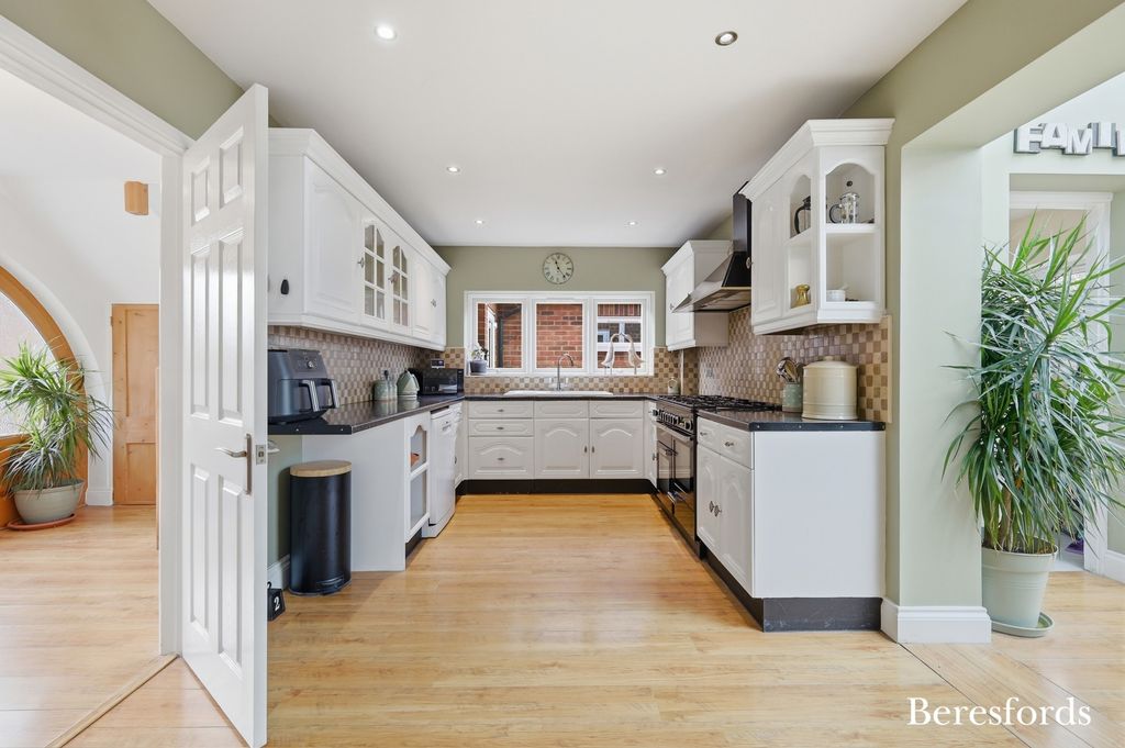 Additional image 7 of 5 bed detached house for saleSpital Road, Maldon CM9