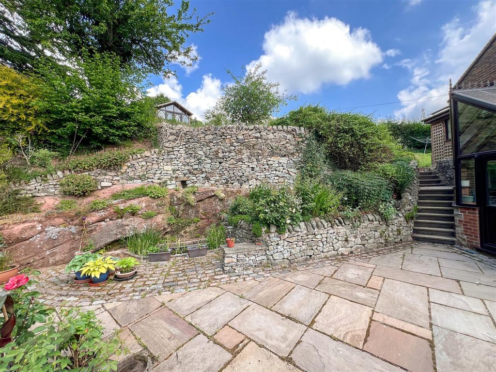 Additional image 31 of 4 bed property for saleAbbey Green Road, Leek ST13
