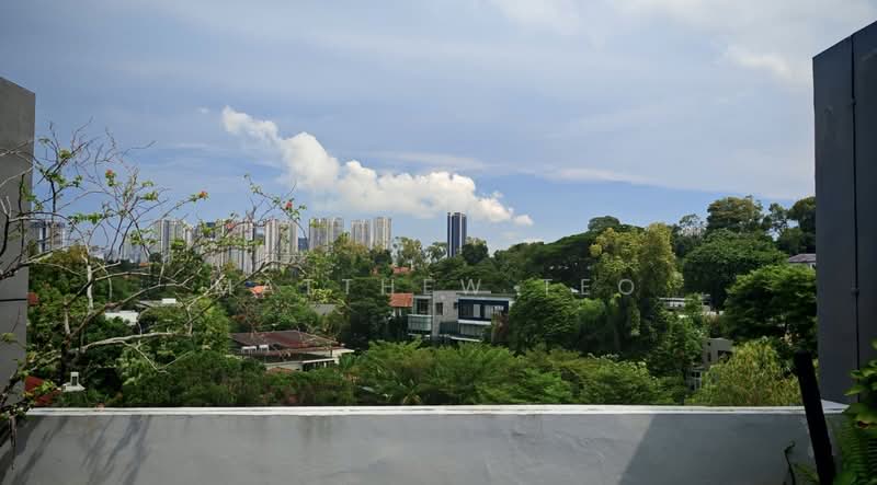 67 Holland Road photo 2