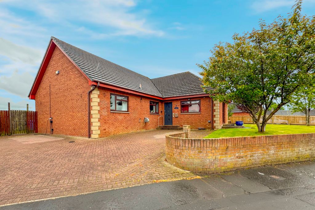 3 bed bungalow for saleRaploch Street, Larkhall ML9