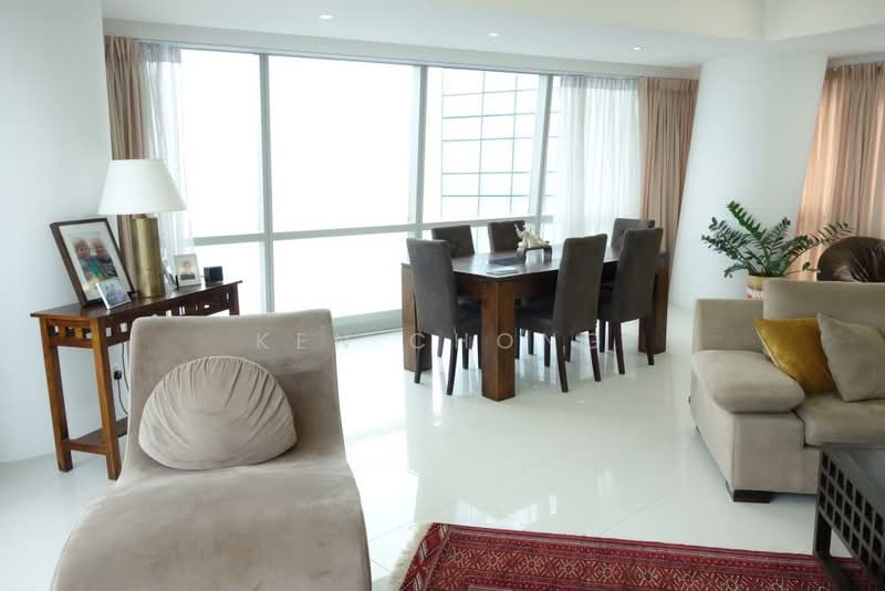 2 Marina Boulevard photo 5