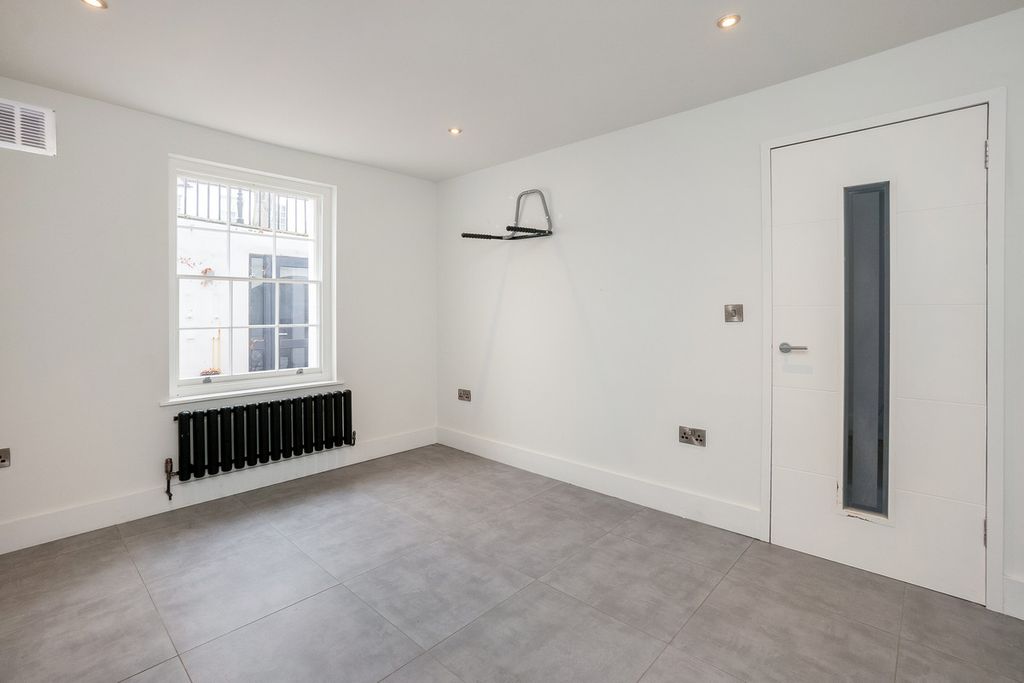 Additional image 17 of 5 bed terraced house for salePortland Street, Leamington Spa, Warwickshire CV32