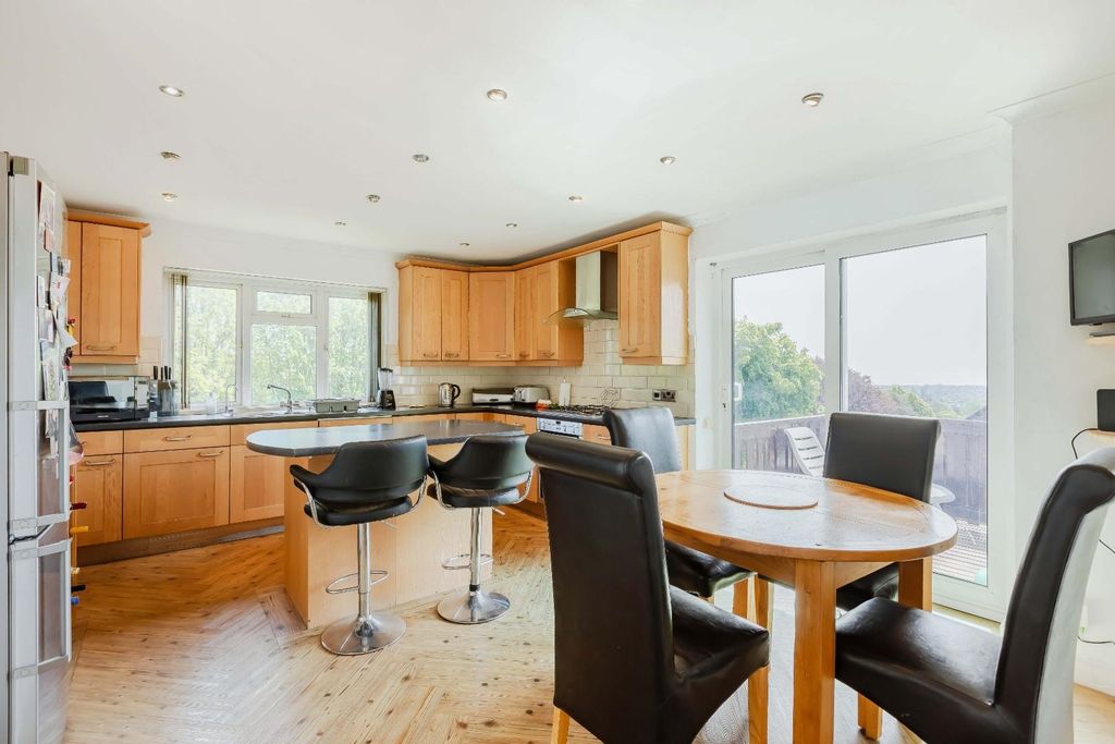 Additional image 5 of 4 bed detached house for saleMill Road, Lancing BN15