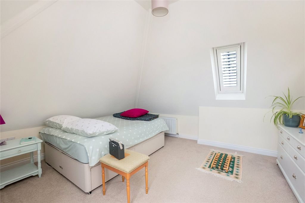 Additional image 10 of 2 bed country house for saleEvenlode Road, Moreton-In-Marsh, Gloucestershire GL56