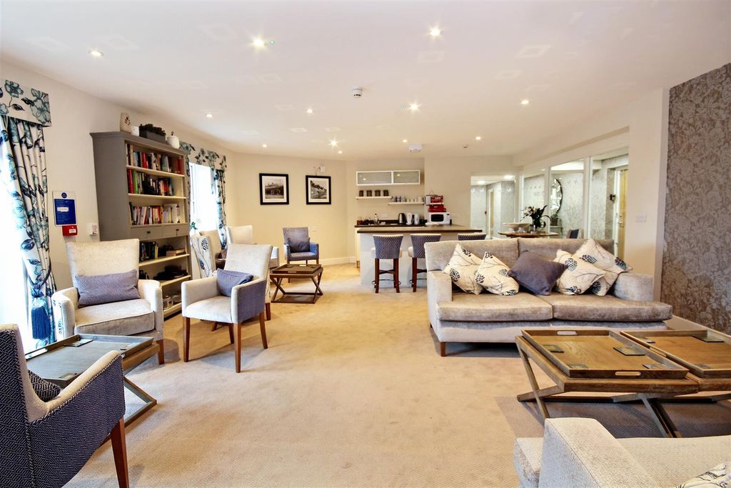 Additional image 9 of 1 bed flat for saleLawrence Place, White Horse Lane, Maldon CM9