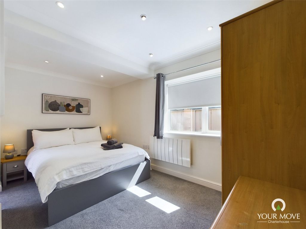 Additional image 7 of 2 bed flat for saleRoyal Esplanade, Margate, Kent CT9