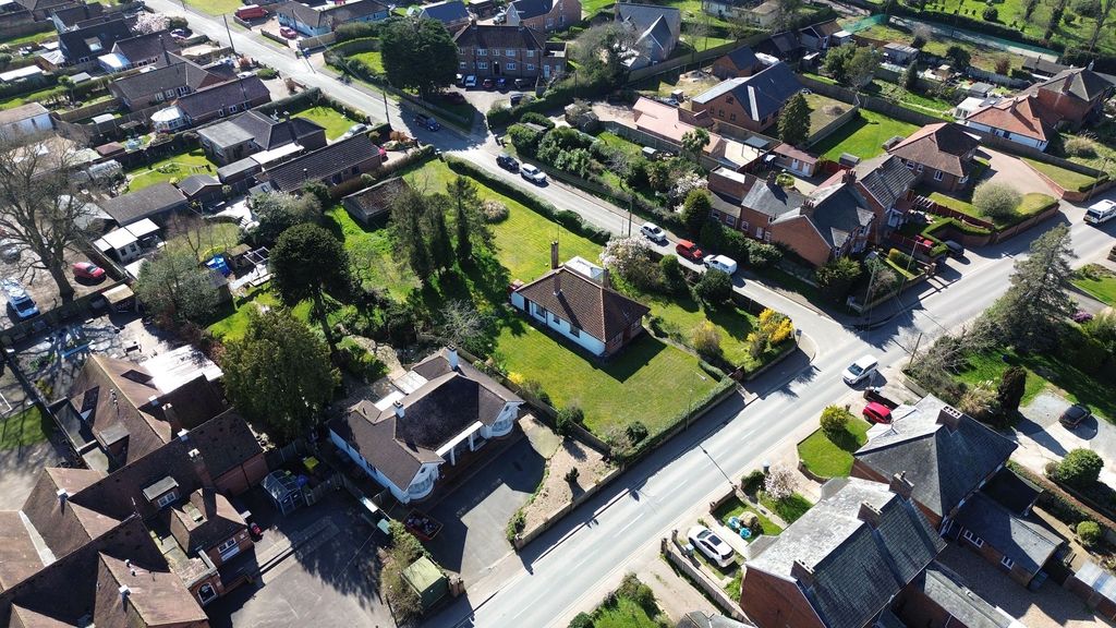 3 bed property for saleWaterloo Avenue, Leiston IP16