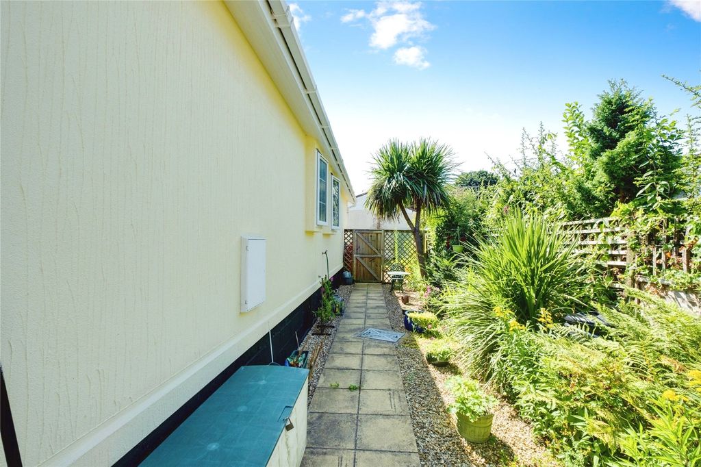 Additional image 15 of 1 bed mobile/park home for saleThatched Cottage Park, Southampton Road, Lyndhurst, Hampshire SO43