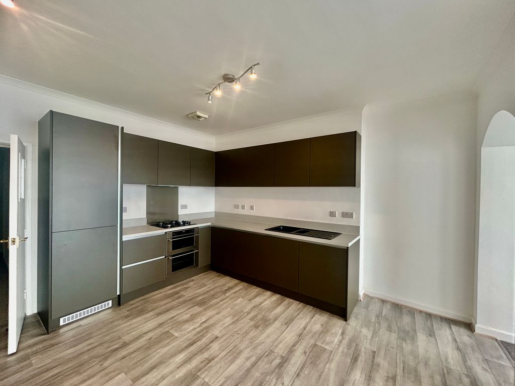 Additional image 6 of 2 bed flat for saleAlta Vista Road, Paignton TQ4