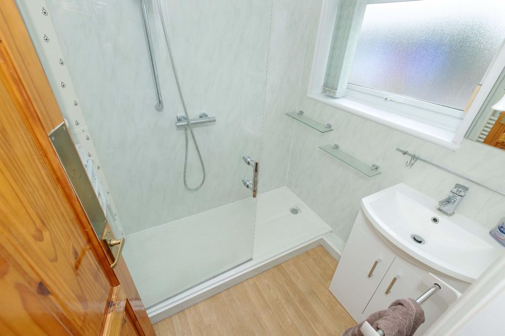 Additional image 7 of 3 bed semi-detached house for saleBrighton Road, Lancing BN15