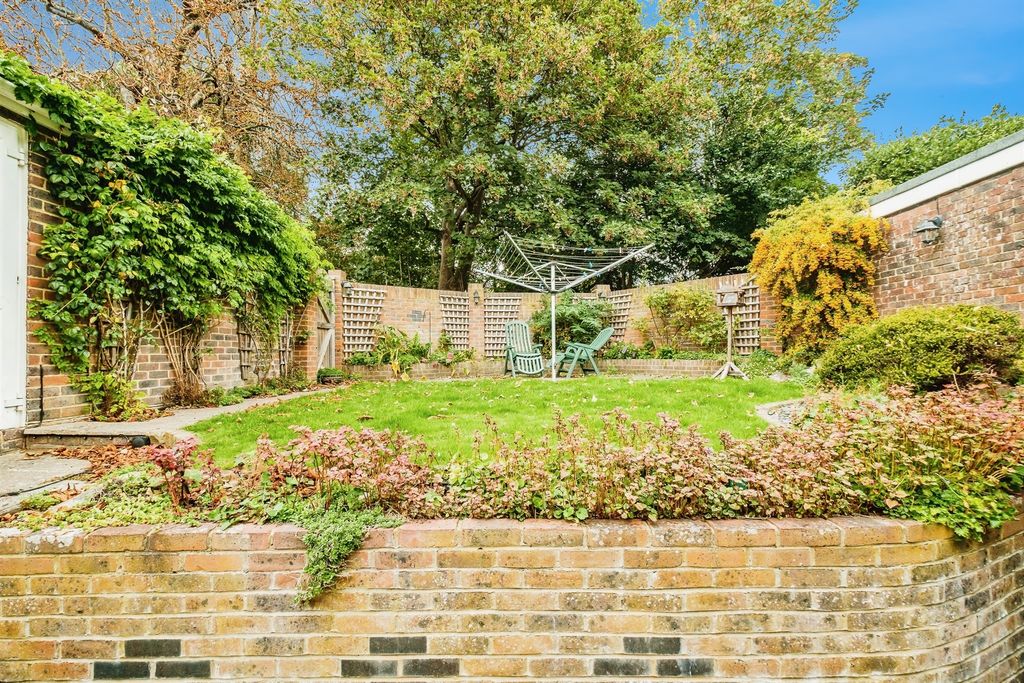 Additional image 13 of 5 bed detached house for saleManor Road, Lancing BN15