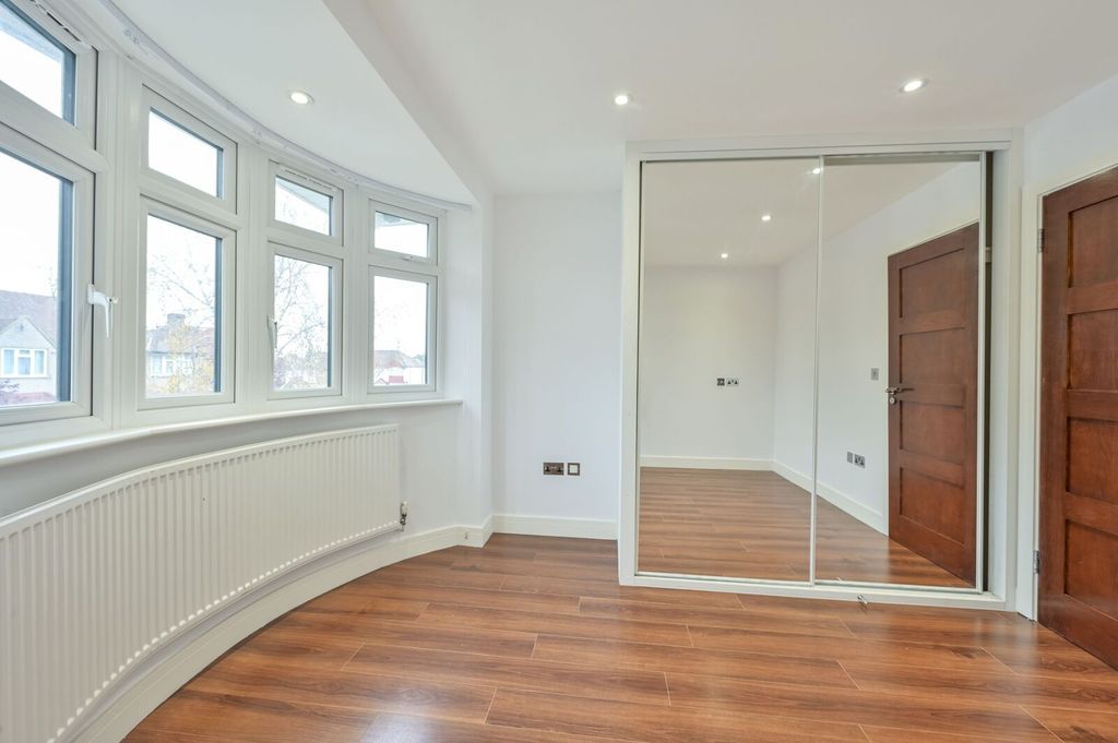 Additional image 14 of 5 bed semi-detached house for saleThurleston Avenue, Morden SM4