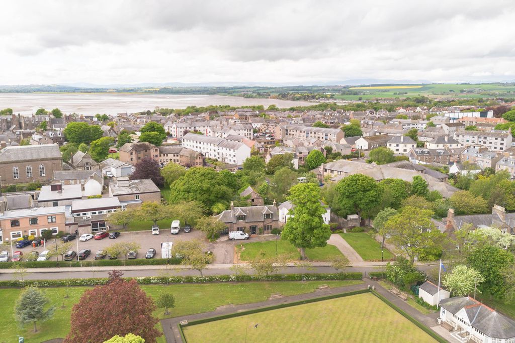 Additional image 37 of 4 bed town house for saleUnion Place, Montrose DD10